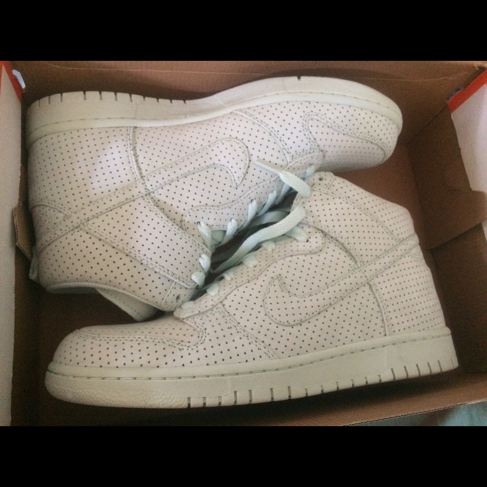 DS DQM Dunk White Green with OG box
